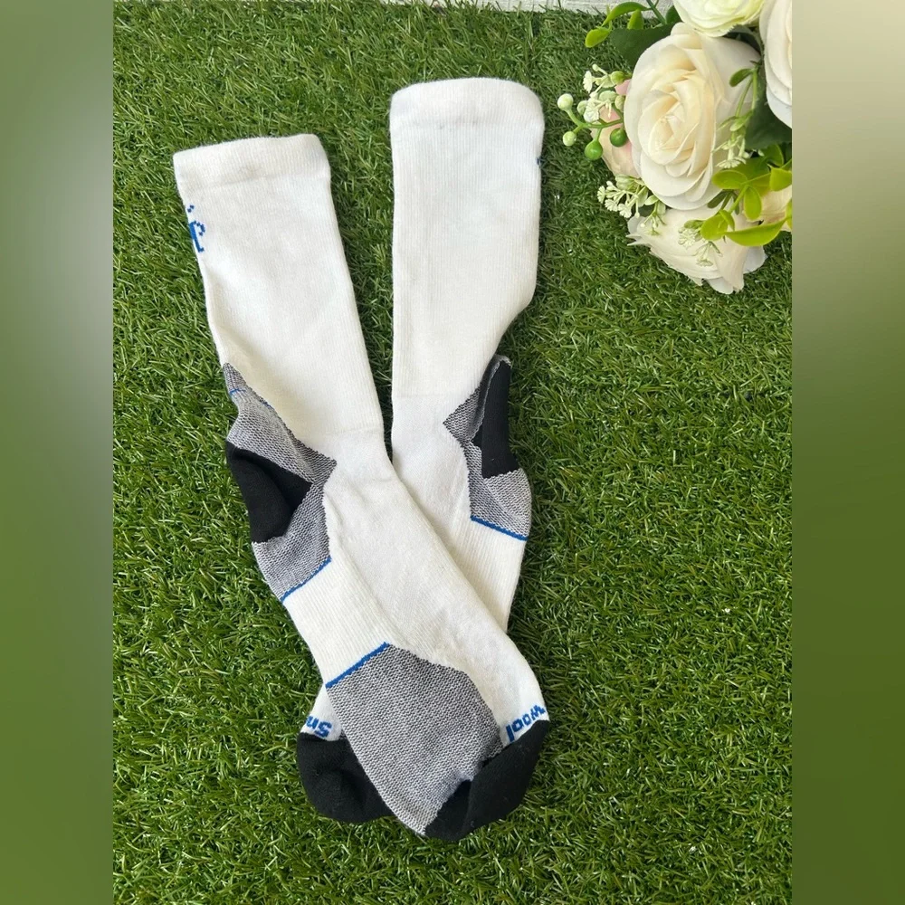 Smartwool women Socks XL /run white /black New